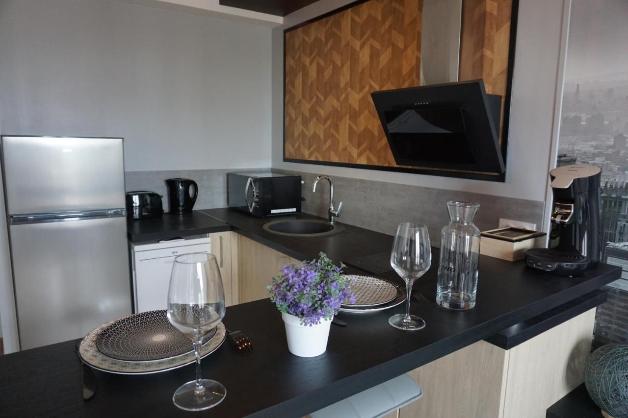 Appart Chic & Moderne Avec Balcon La Roche-sur-Yon Luaran gambar