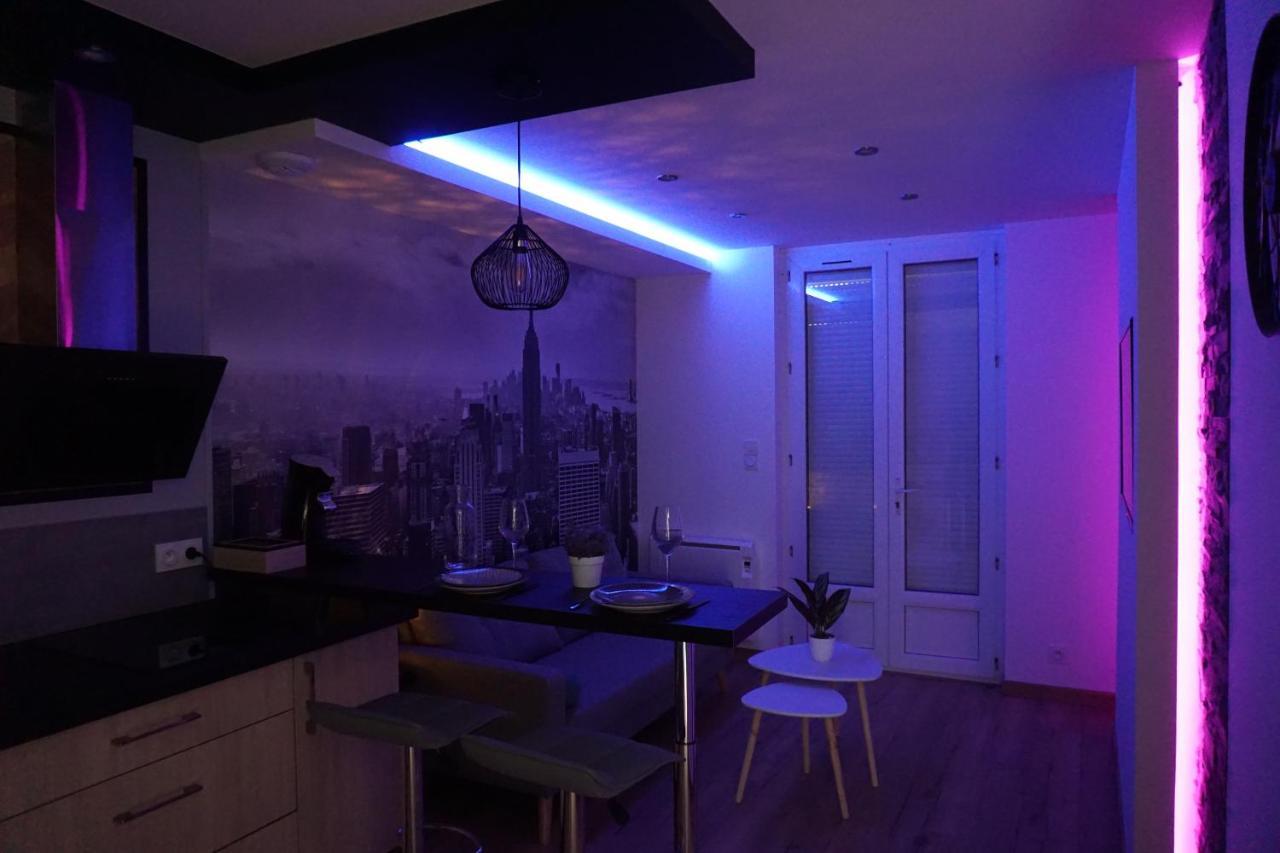 Appart Chic & Moderne Avec Balcon La Roche-sur-Yon Luaran gambar